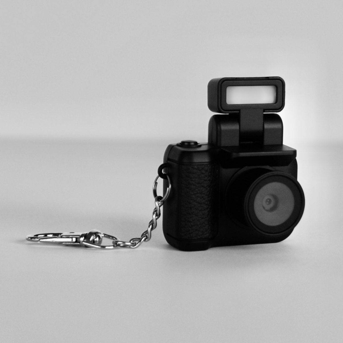 mini™ Vintage Camera - VANOIR